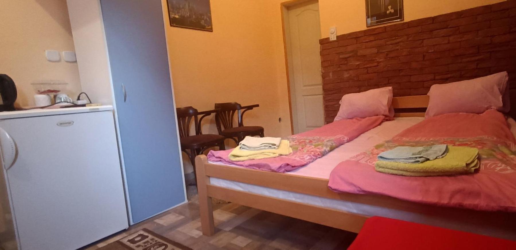 Guest House Mirijevski Konak เบลเกรด ภายนอก รูปภาพ