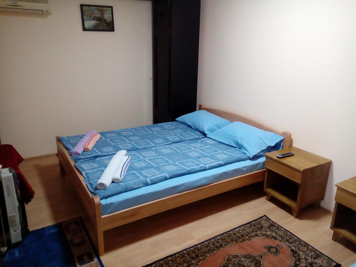 Guest House Mirijevski Konak เบลเกรด ภายนอก รูปภาพ