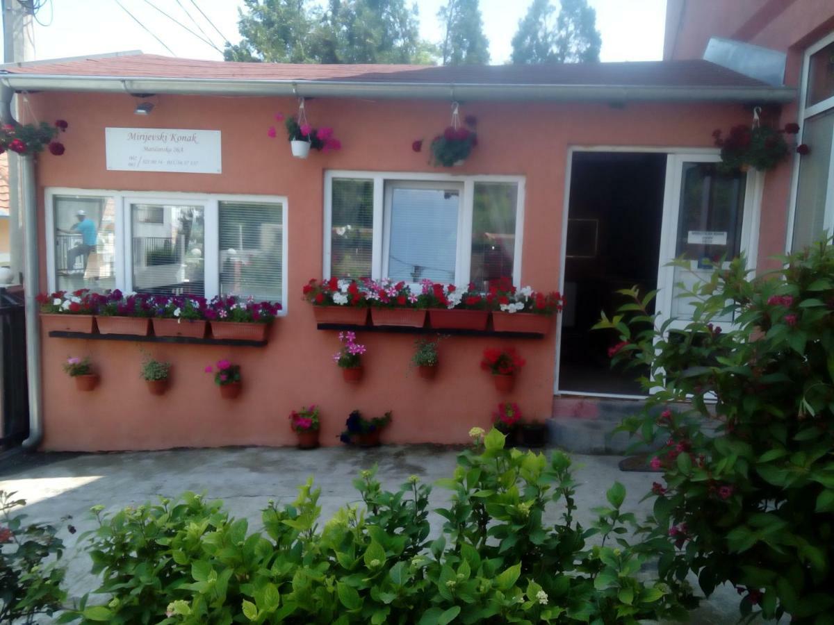 Guest House Mirijevski Konak เบลเกรด ภายนอก รูปภาพ
